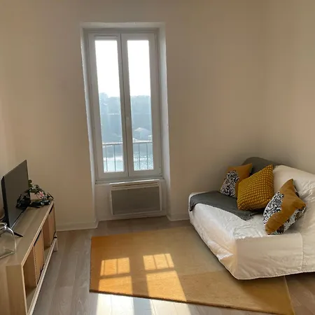 Studio Proche Centre Et Vue Sur Le Port Apartment *